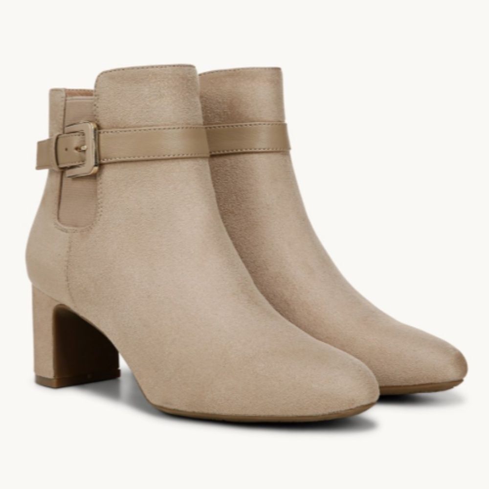 LifeStride Truly Ankle Bootie